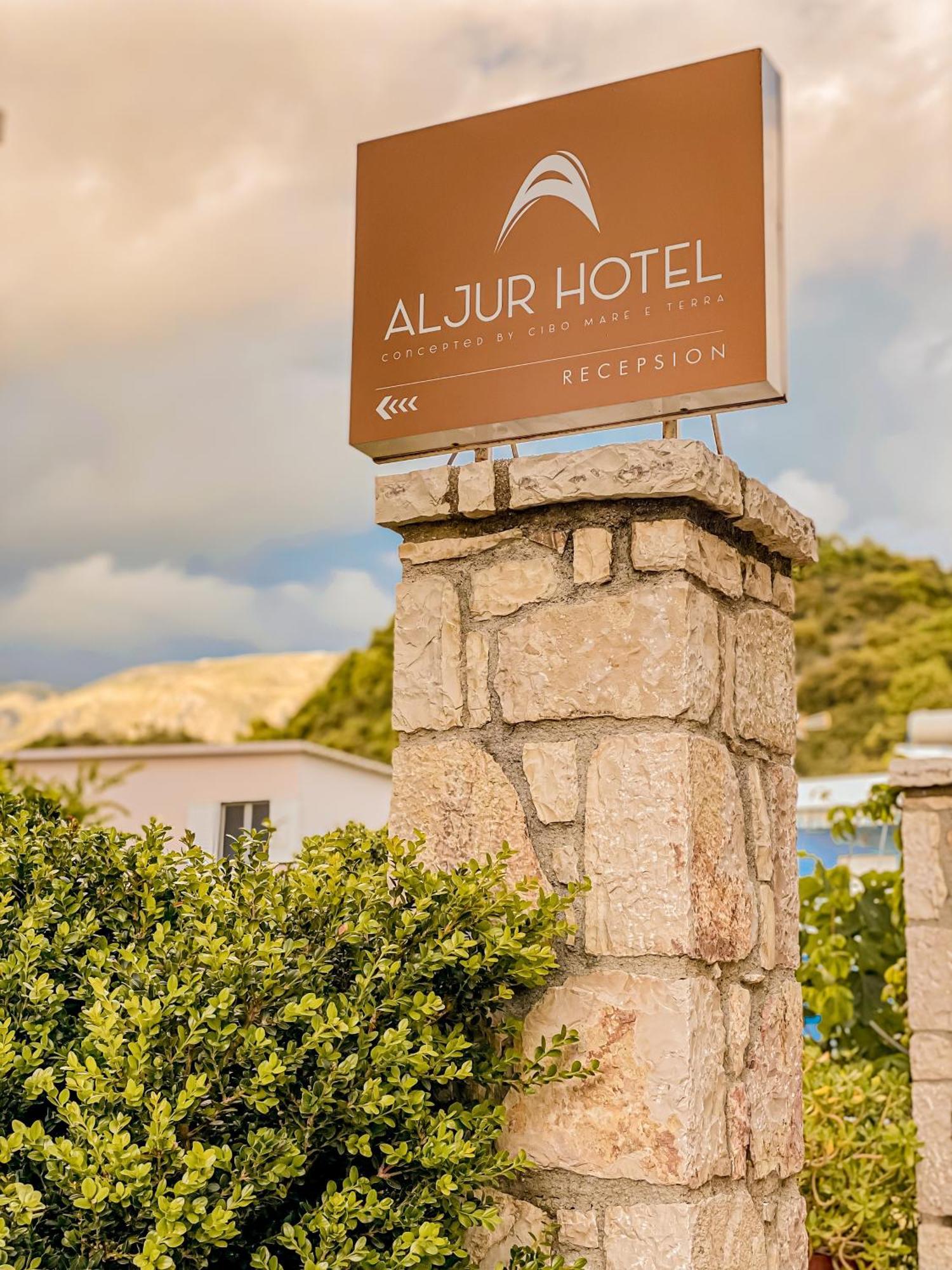 Aljur Hotel Himarë Eksteriør billede